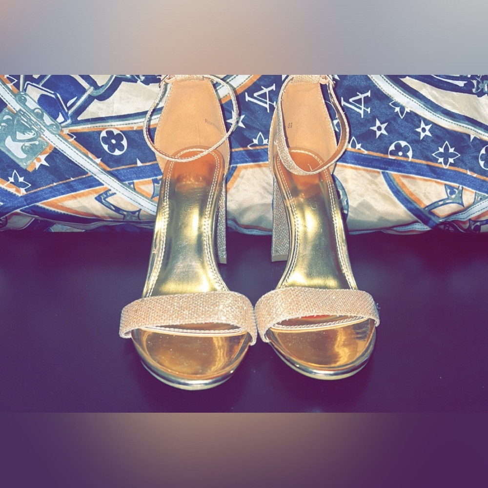 Women’s heel